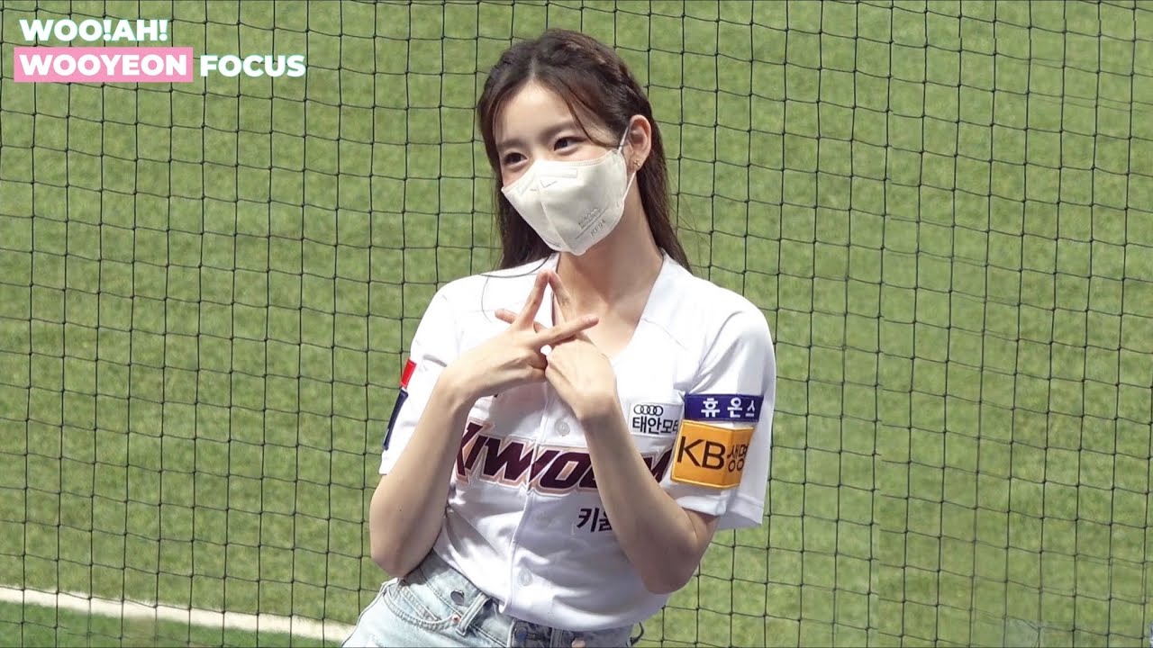[4K] 220824 우아 우연 ‘별 따러 가자(Catch the Stars)’ 직캠 | woo!ah! WOOYEON FanCam | 고척스카이돔 키움히어로즈 특별 공연