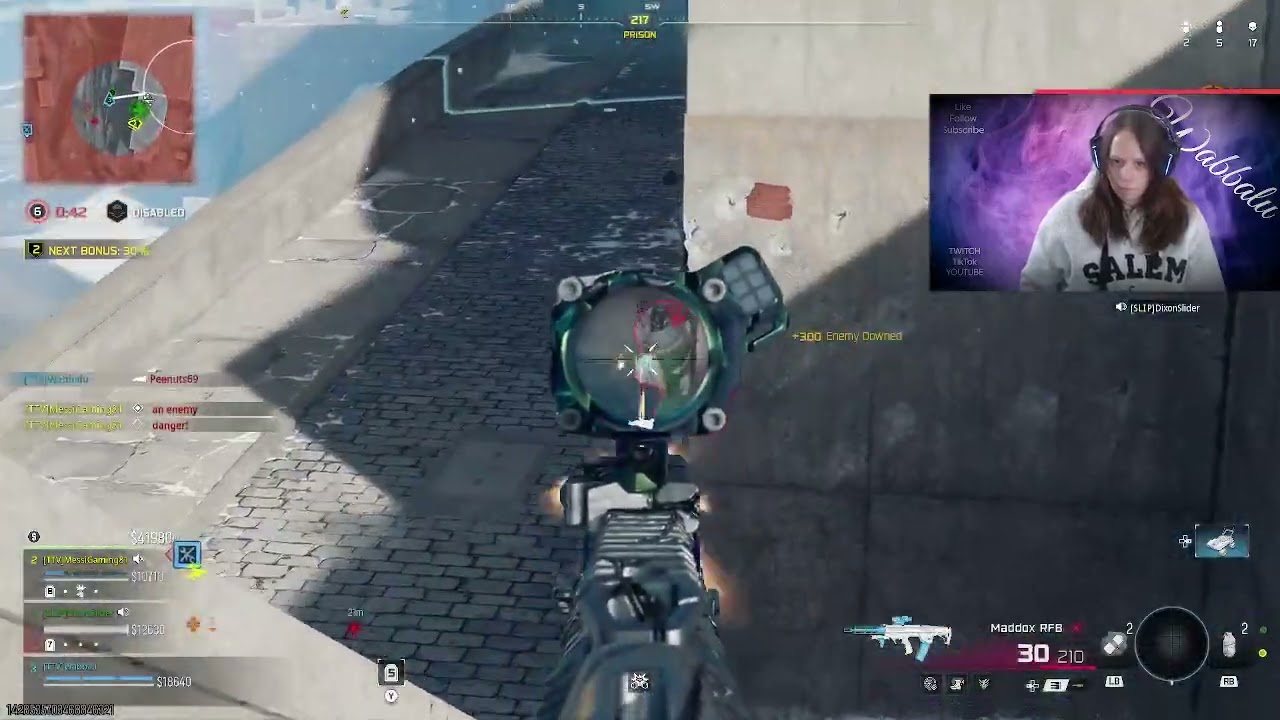 Team call outs for the win #COD #resurgence #gamergirl #fps #shooter #teamplay #win #girlswhogame |