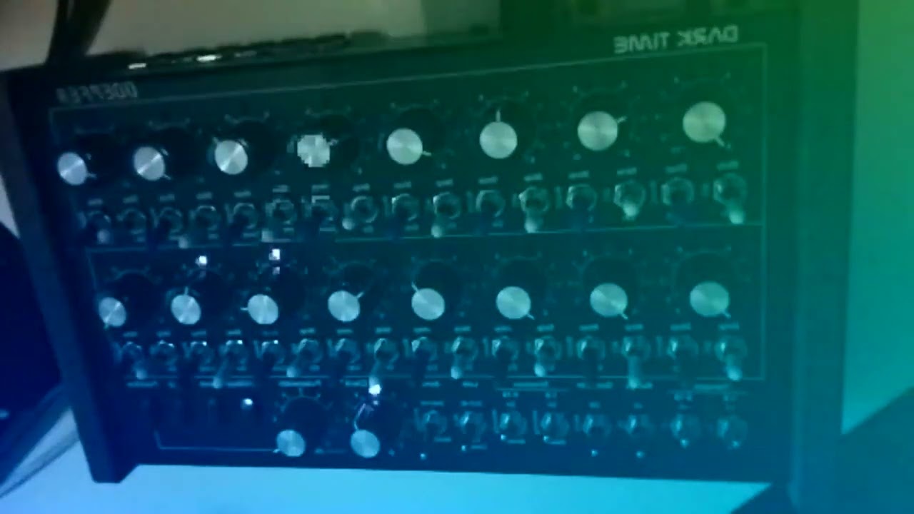 Deepfer Dark Time Sequencing Roland SH-2