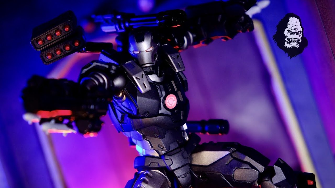 Revoltech Amazing Yamaguchi War Machine Review!!!!!