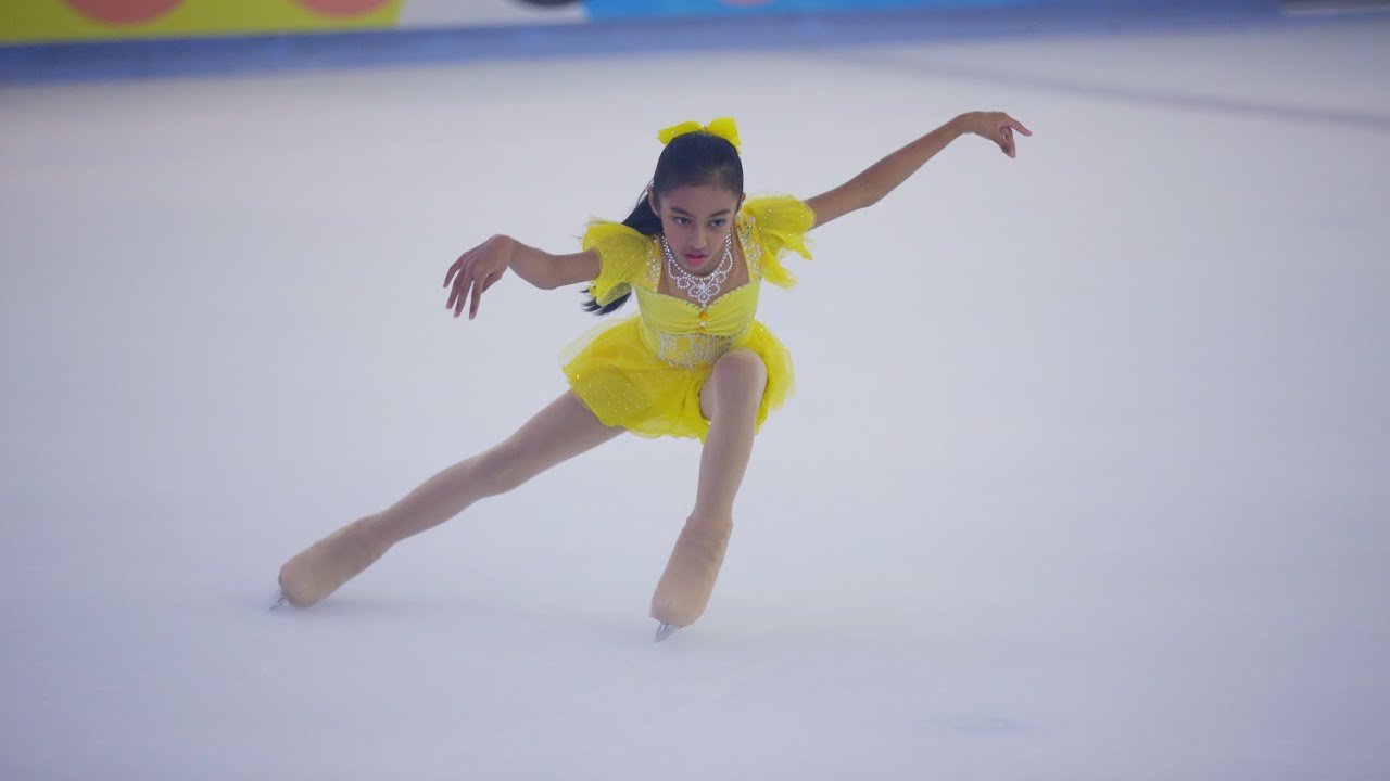Nayfa Ikut Lomba Ice Skating Di Malaysia Part#1