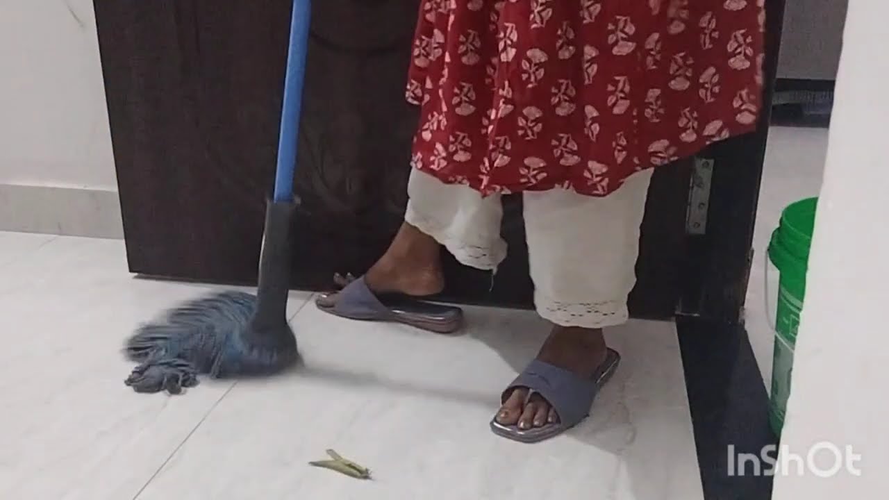 घर  का काम ऐसा है खत्म ही  नहीं होता!🤣 रसोई मेरी जीम है बर्तन मेरे डम्बल।  Myplease subscribe 🙏❣️
