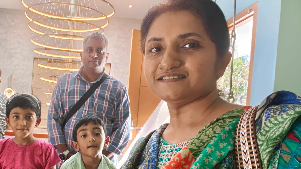 Nigarae...sung by The Trio