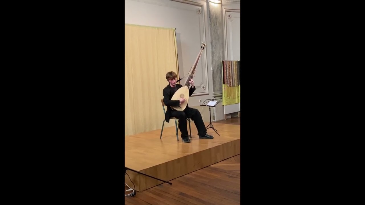 Yuli Bayeul Archiluth: Beautiful love (Young) Adagio (Marcello-Bach) Chiquilin de Bachin(Piazzolla)