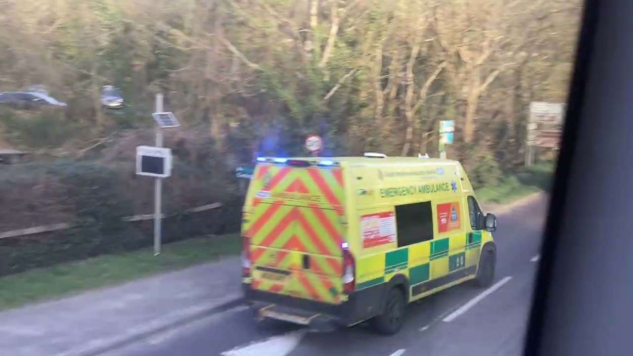 South Western Ambulance Service DCA Fiat Ducato responding through Corfe Castle (25/02/2026)