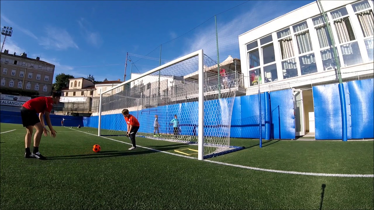 Allenamento portieri Esordienti/Pulcini 2007-08: riscaldamento