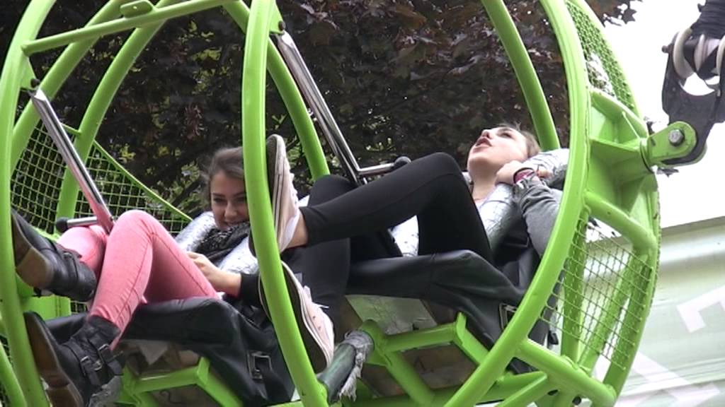 Bungee katapult (de Bruyne) kermis Luik 2013
