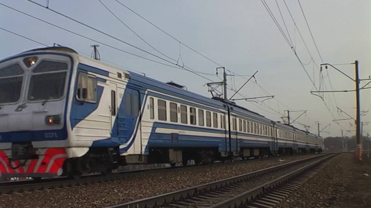 Сырое видео 2009 - электрички на Савёловском, обкатка Tatra T7B5, 63-й троллейбус в Выхино