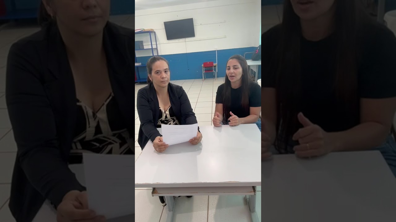 Entrevista com a professora Carla de Deus -  Formação continuada e o papel do CEMFOR