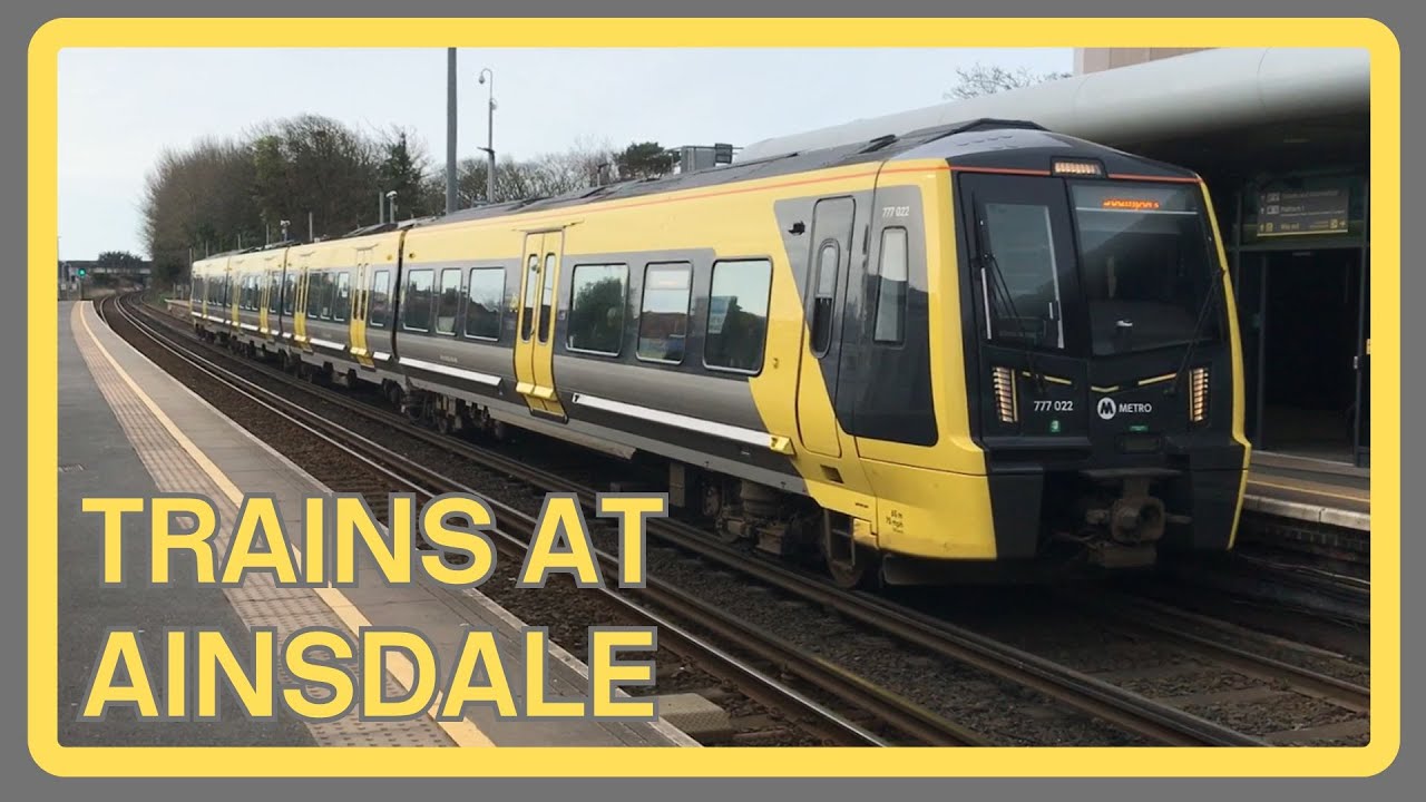 Trains at AINSDALE - 03/03/2025