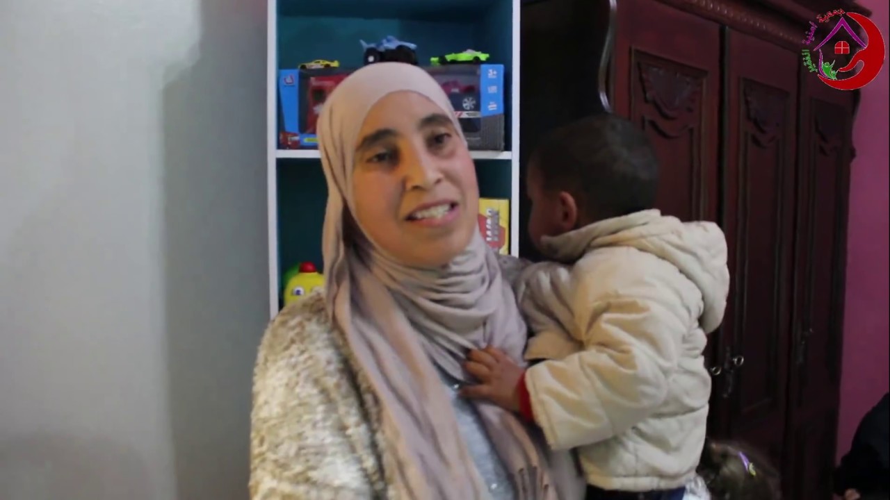 وأخيرا الفيديو.. الكامل للأخت جميلة أثناء تستلم منزلها في عمل خيري يستحق التنويه بتاريخ 26/01/2020