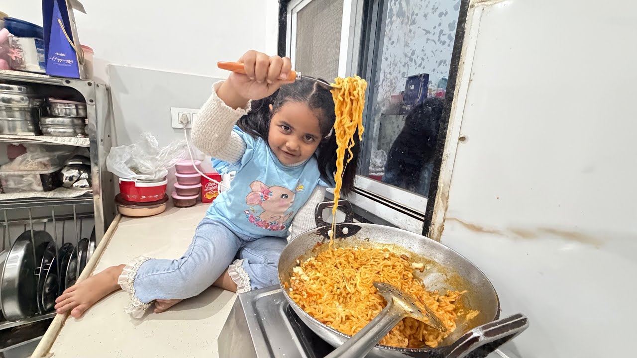 Darshika Ki Mozzarella Cheese 🧀 Maggie😍😋||@Darshimeena 