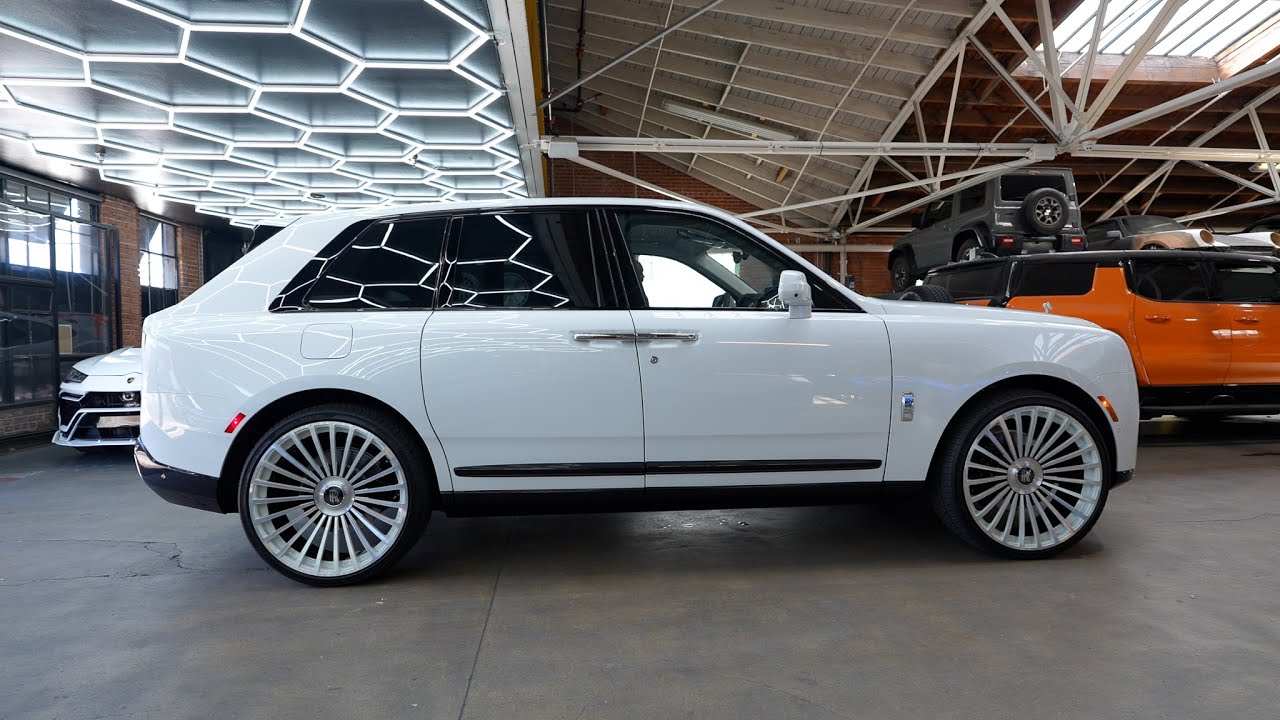 STUNNING 1 OF 1 ROLLS ROYCE CULLINAN & RARE G WAGON