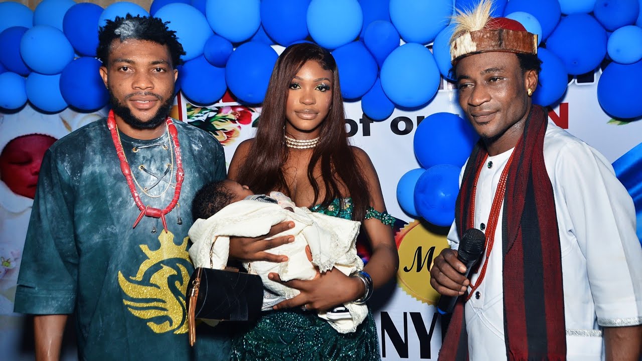 Adiko Starzy - CHUKWUMA UDENZE LIVE STAGE AT Child Dedi.. Master ONYEMALUECHÍ LIONEL HEART AT AWKA