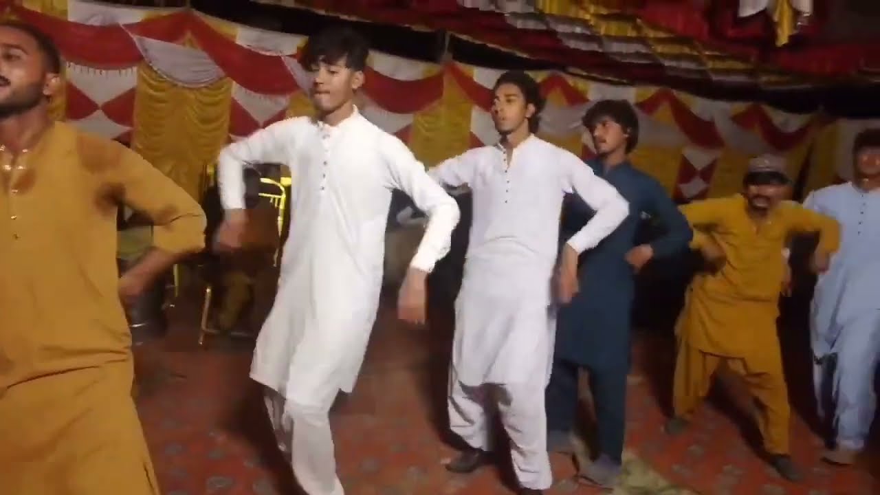 Best dhol dance bhangra / dhol beat punjab jhumer  saraki sandi pashto / dance / 7 chak tv