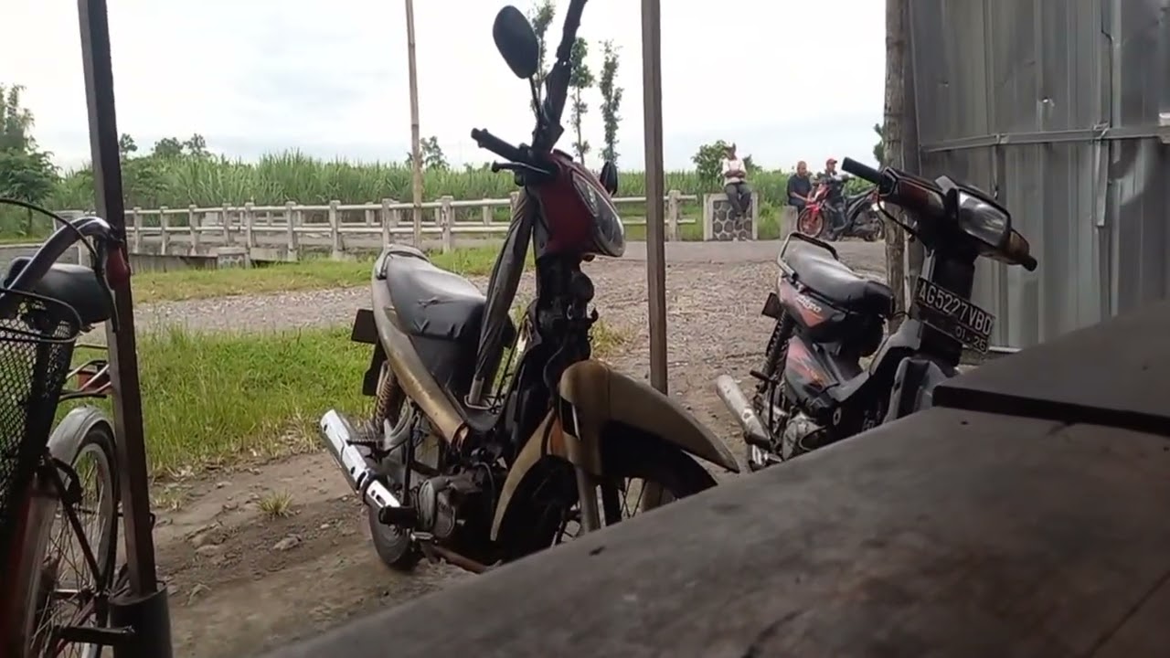  SANTAI AJA GAK USAH BAPER.