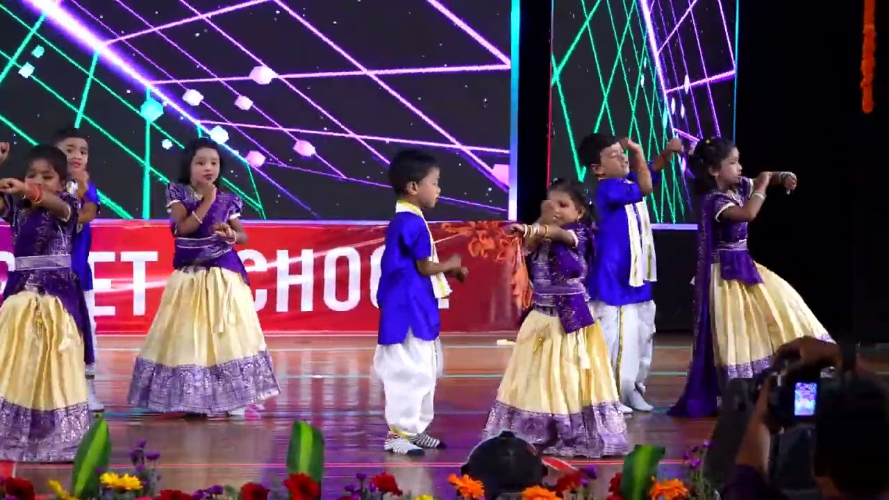 Adem Shakthidhar: UKG : Dance: Gira gira, Meesala pilla
