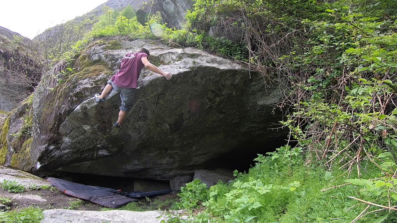 Toy Boy, 8a/8a+. Val Masino