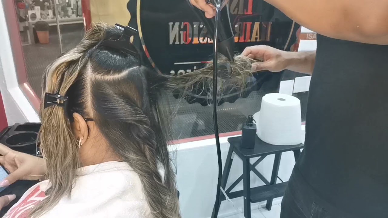 Beach waves - aprenda a fazer ondas nos cabelos com a escova