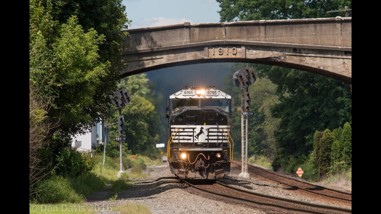 The Way things Were - A Day on the NS Pittsburgh Line in 2016