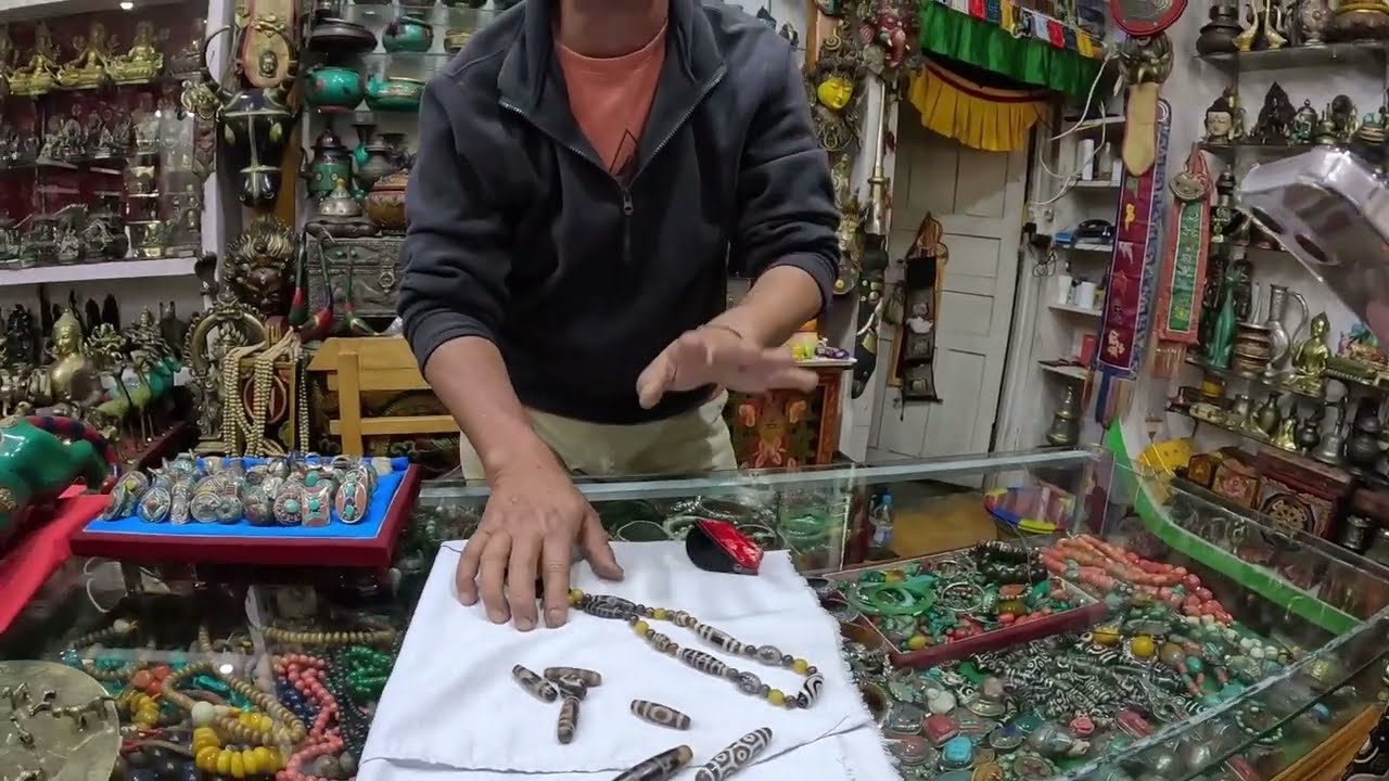 What is Dzi beads? and why Dzi beads so expensive?