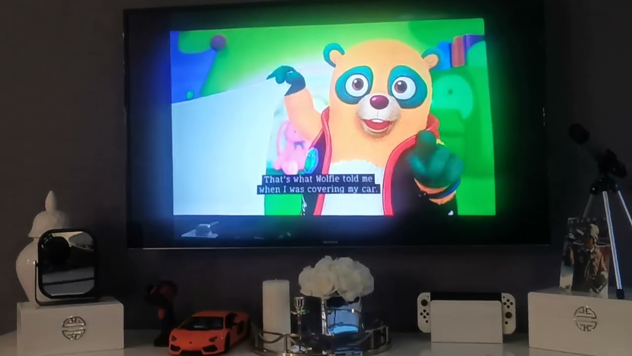 SPECIAL AGENT OSO EPISODE FOR YOUR BED ONLY: OSO HELPS KAYLA MAKE THE BED FOR KAYLA'S SLEEPOVER 
