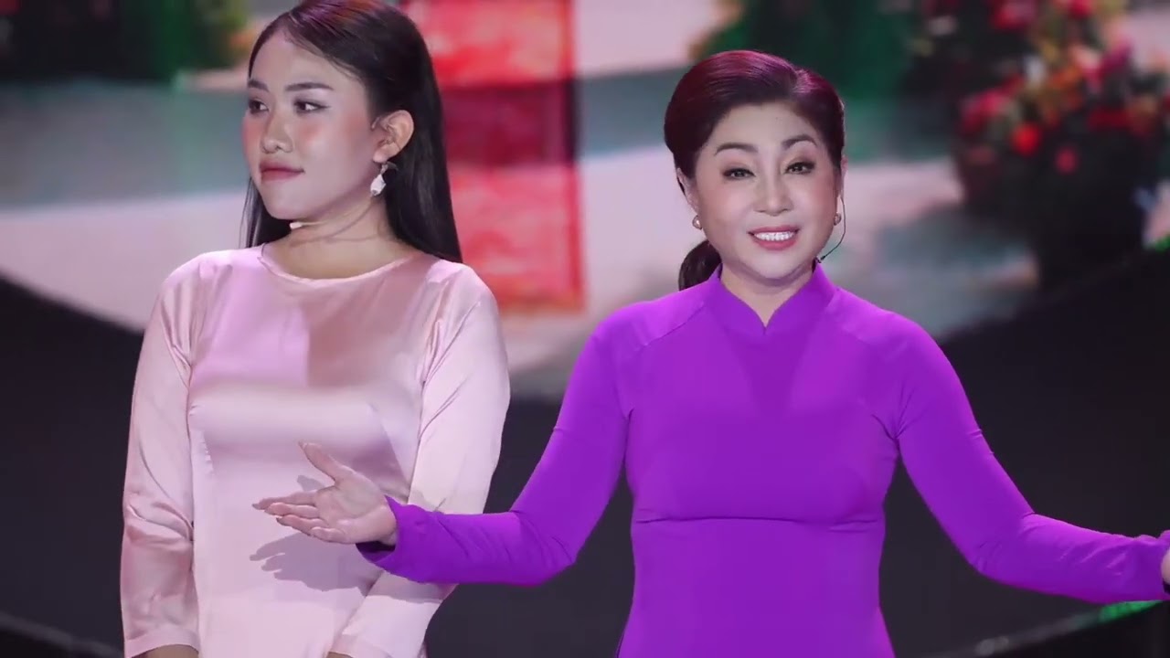 Ba Chị em & NSUT Thoại Mỹ Tái hiện dấu ấn Mẹ Phi Nhung Show 12/10 đẩm nước mắt khán giả #quynhtrang