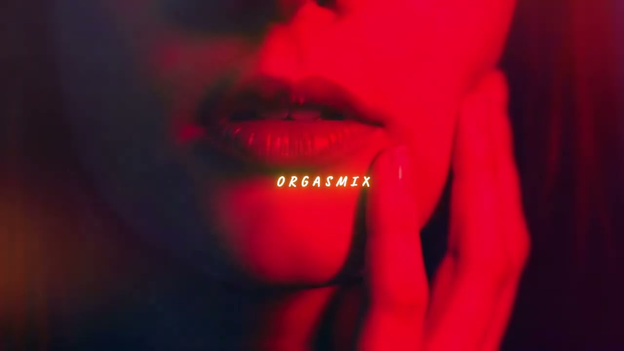Late Night R&B Bedroom Feels: Slow & Romantic Soul to Set the Mood 🌙