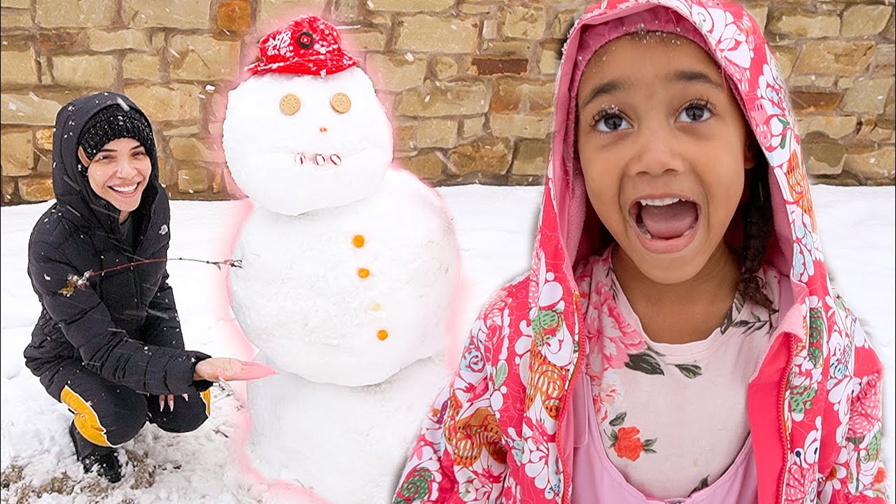 This NEVER Happens! Crazy Snow Day in Texas! | MOM VLOG