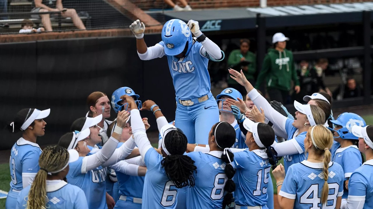 UNC Softball: Long Ball Propels Heels Over Stetson, 12-4