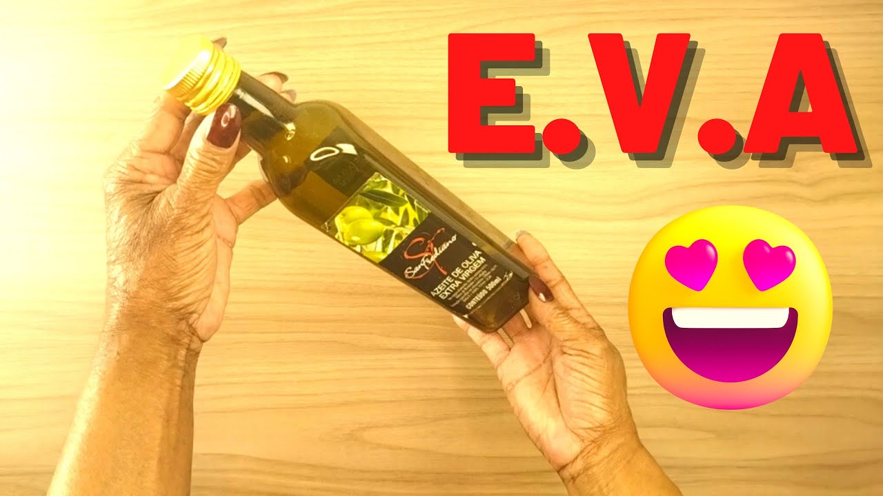 UMA LINDA IDEIA DE DECORAÇÃO COM GARRAFA DE VIDRO E E.V.A