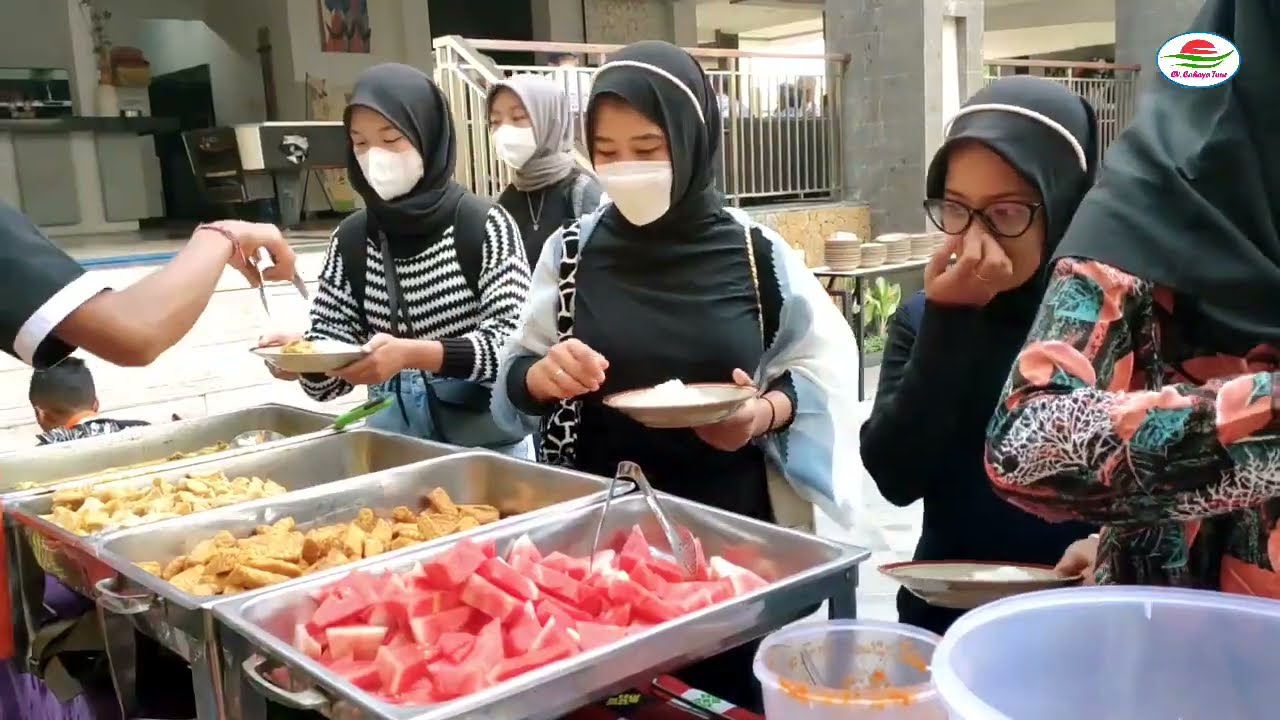 Kunjungan Industri Smekar Ke Surabaya -  Bali
