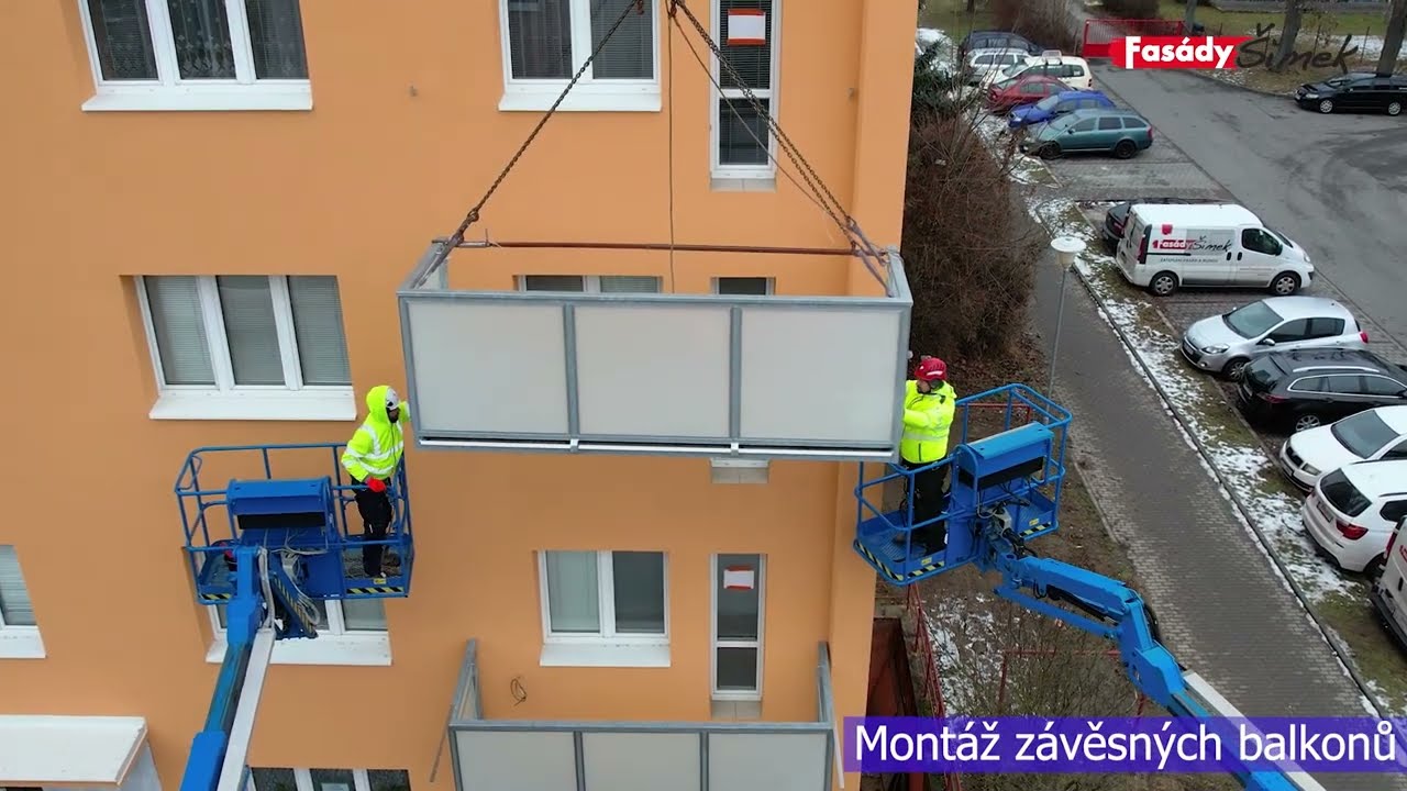 Nové závěsné balkony - montáž