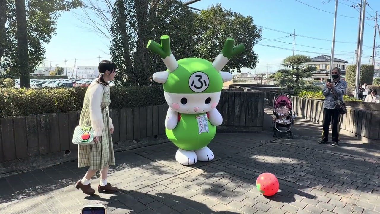 ムジナもん誕生日会でふっかちゃんPRステージの練習？