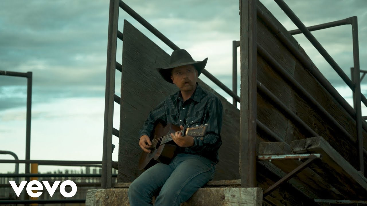Colter Wall - 1800 Miles (Live Performance Video)