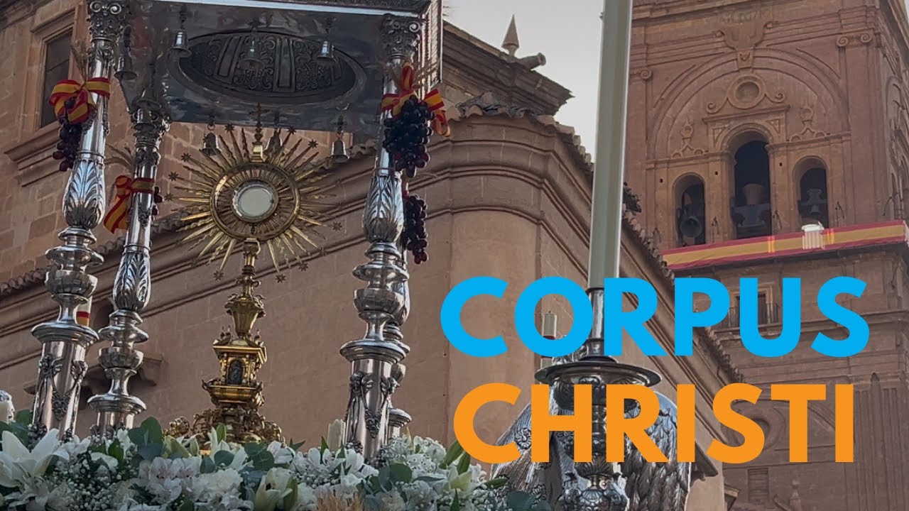 CORPUS CHRISTI procesión del SANTÍSIMO SACRAMENTO del altar por GUADIX
