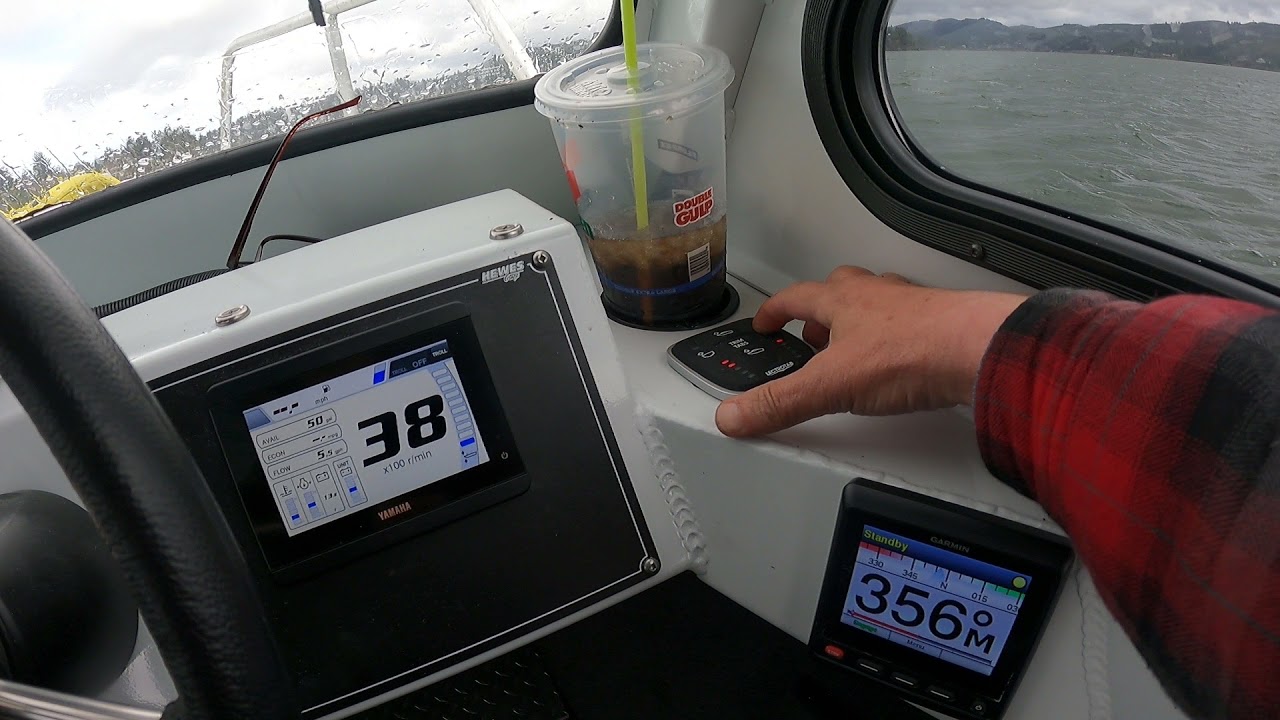 210 searunner hewescraft white sold 2021