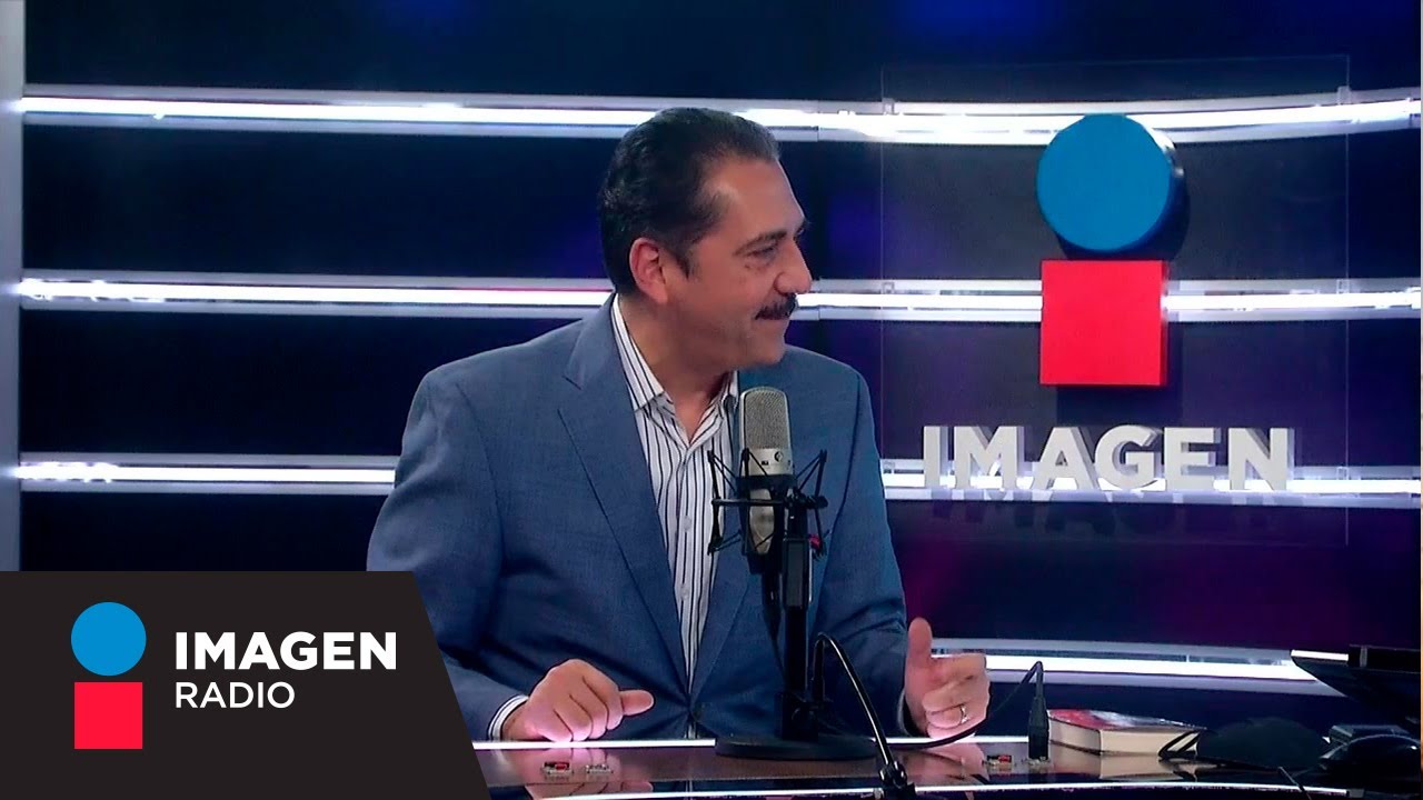 Jorge Zarza, presenta su libro "En el lugar de los hechos: 25 años de trabajo periodístico"