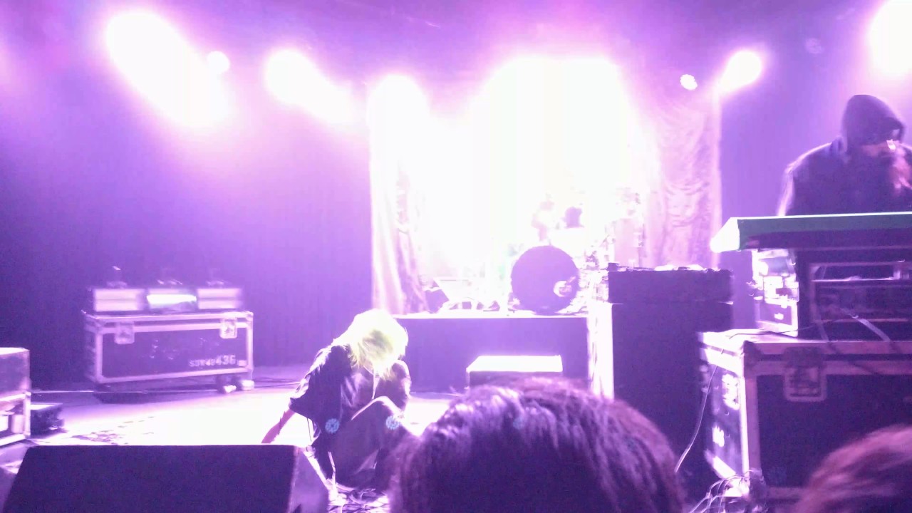 Crystal Castles @ The Glass House