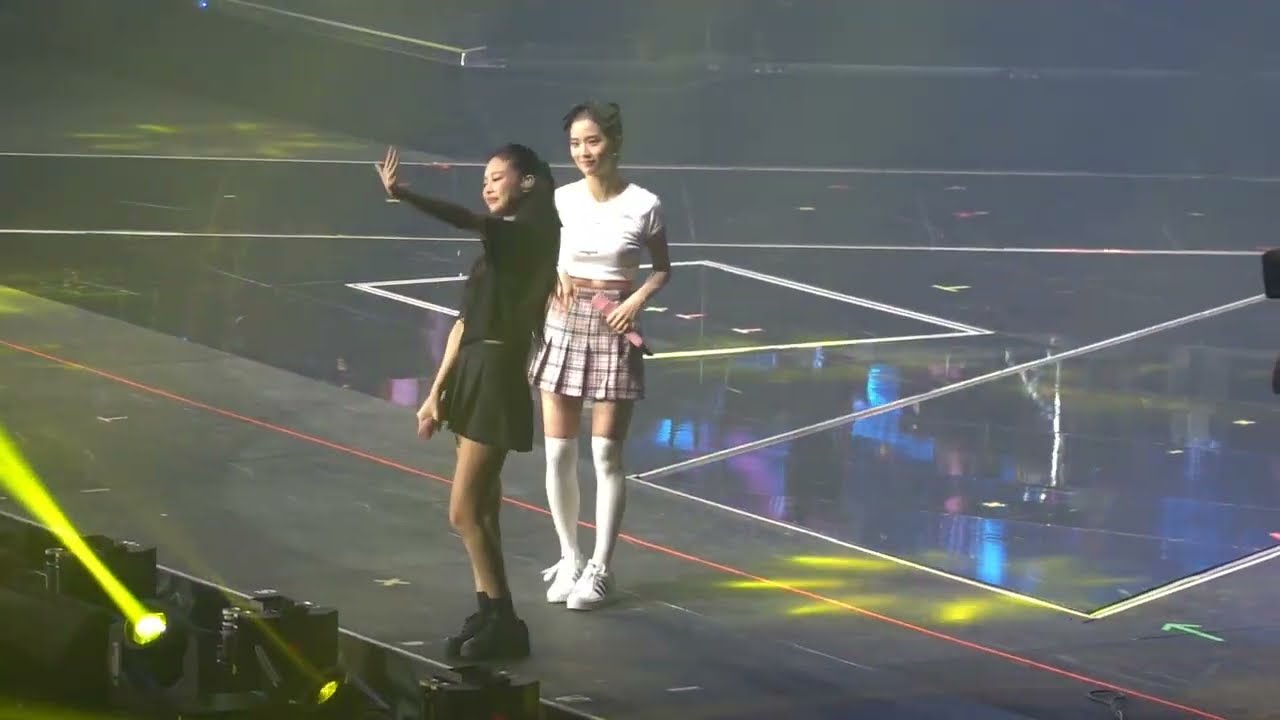 Blackpink - Yeah Yeah Yeah live at the Born Pink World Tour, Hamilton (11/06/22)