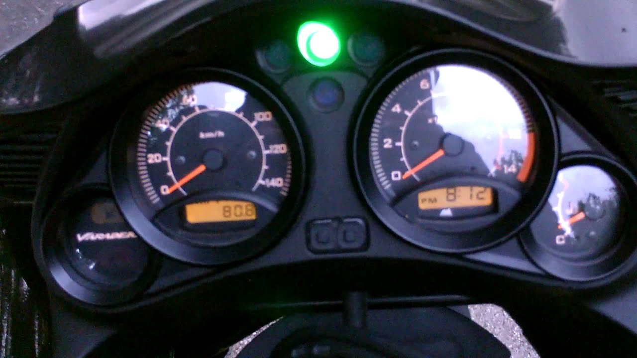 Honda Varadero 125  dźwięk silnika 2008r