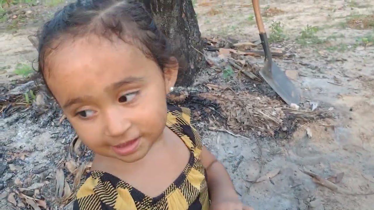 Fomos olhar o tio tirando a caera 