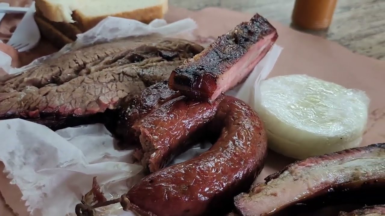 BBQ Luling City Market: Top 10 Must-Try for BBQ Lovers #placesintexas