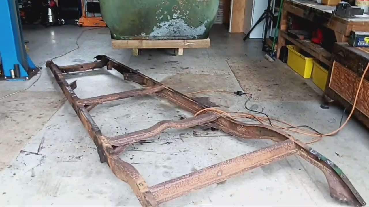 1930 Willys Whippet Part 4: Stripping Time