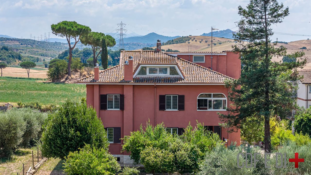 Visita dell'immobile| Palombara Sabina (RM), Italy| Villa con tre unità abitative, garage e terreno