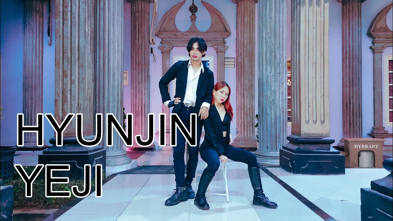 Yeji & Hyunjin 