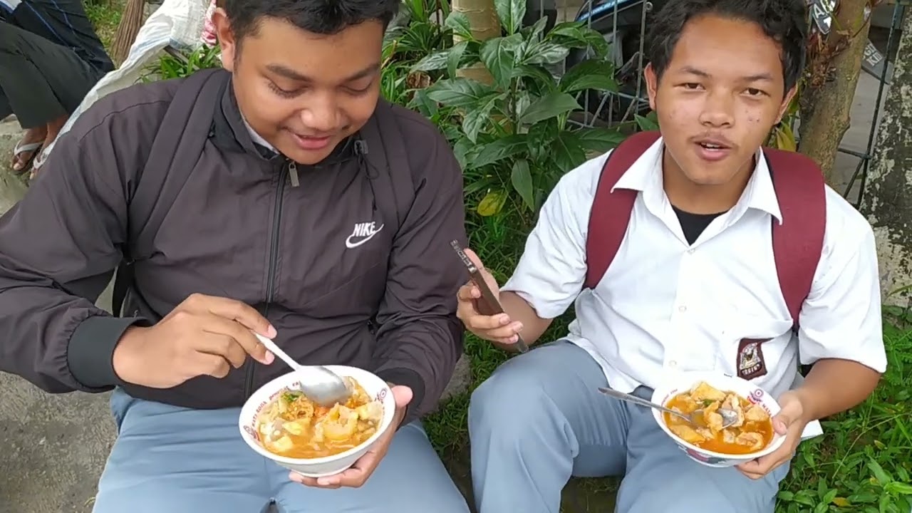 Tugas Bahasa Jawa Kelas XII - TKJ 2 Bakwan Malang