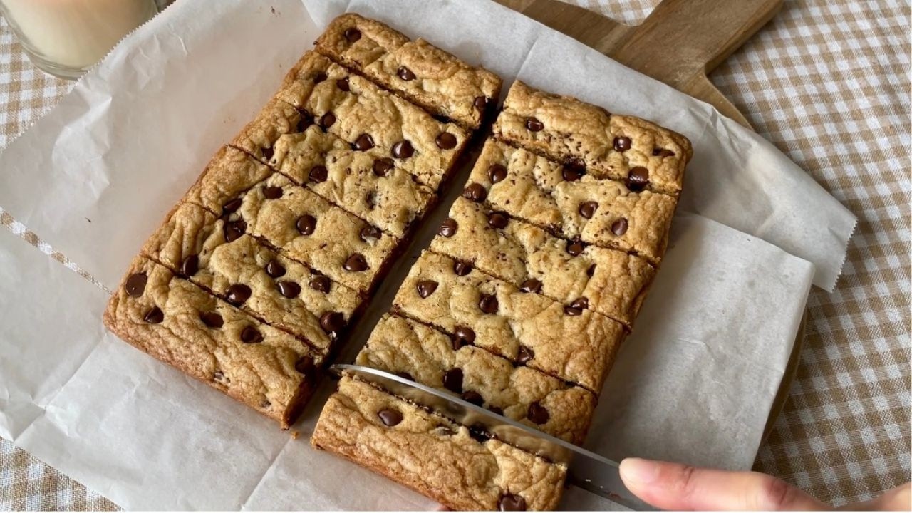 Chocolate Chip Cookie Bars