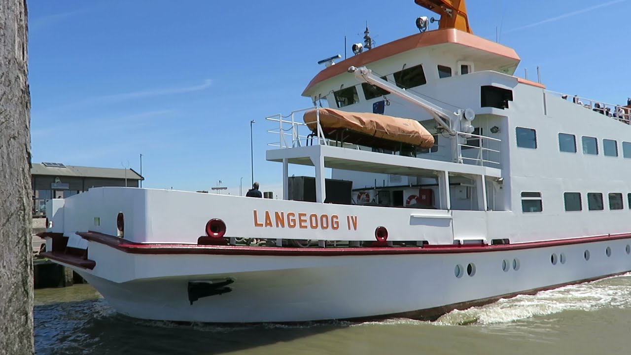 Fähre Langeoog IV von Bensersiel nach Langeoog - Hafenausfahrt