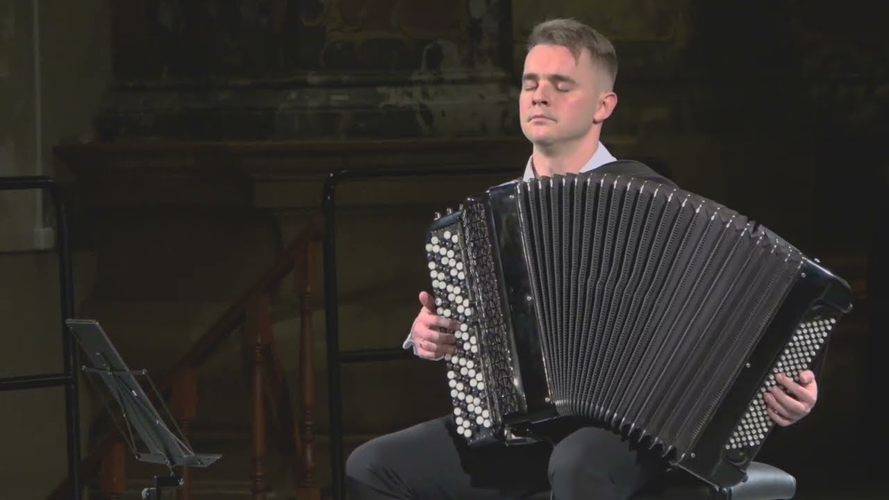 Johann Sebastian Bach – Toccata and Fugue in D Minor  Button Accordion